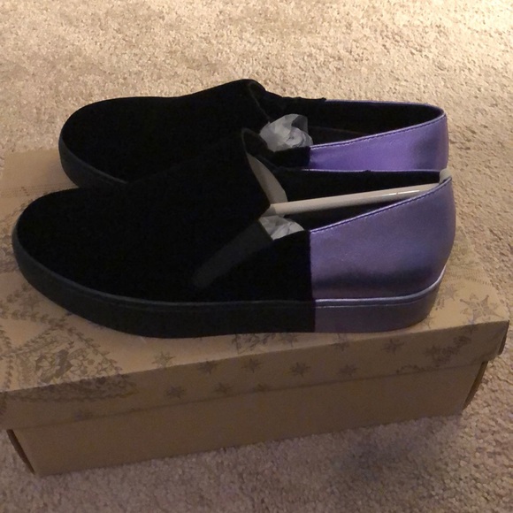 Shoes - Picture 2 of 3